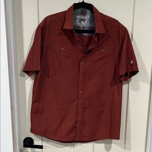 Kühl Men’s Short-Sleeve Button-Down Shirt in Rust